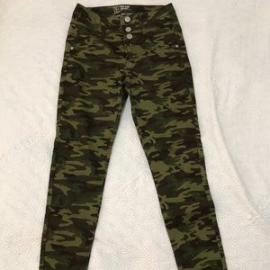 Green camouflage jeans